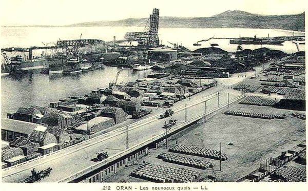 Oran- 060- travail sur les quais