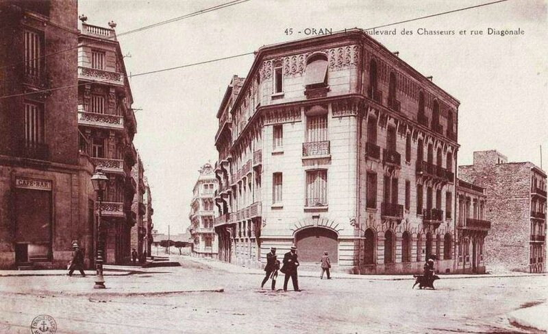 FM i- 01- Bd des Chasseurs