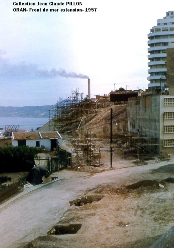 FM a- 116- Bd Front de mer