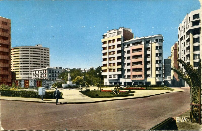 FM c- 008- Square Lyautey