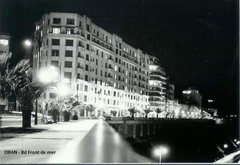 FM a- 082- Bd Front de mer