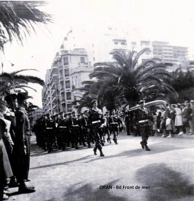 FM a- 110- Bd Front de mer