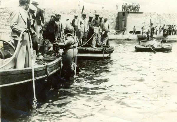 Oran- 075- travail sur les quais