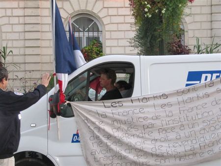 IMG_5418arriv_e___la_mairie_de_bourg_la_reine