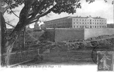 095_Le_Lycee_et_la_route_de_la_plage
