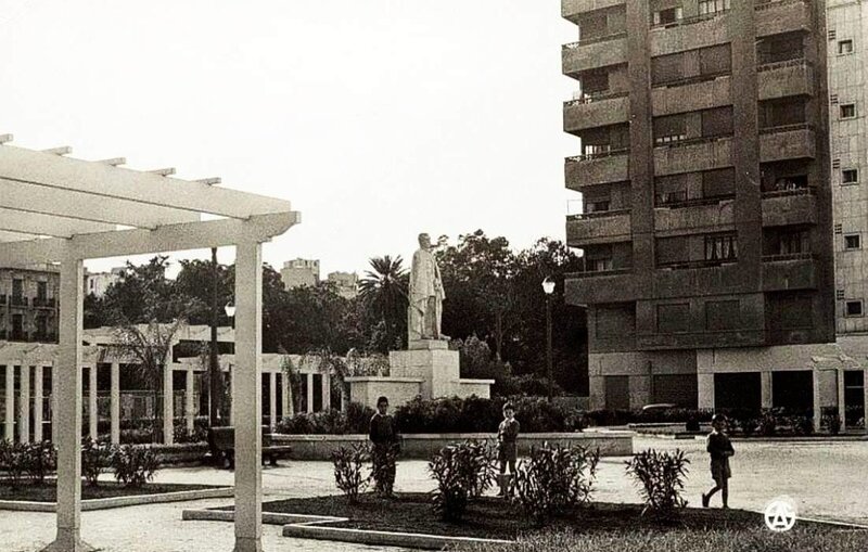 FM c- 013- Square Lyautey