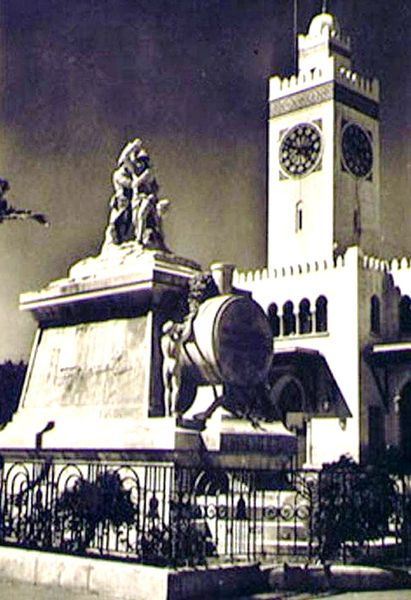 Oran- Gare- Monument aux morts- 05