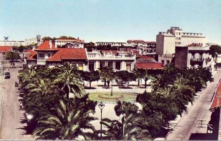 A_n_T_mouchent_36__Place_de_Verdun