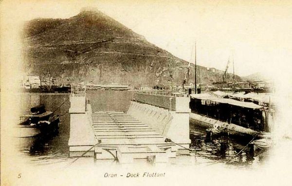 Oran- 066- travail sur les quais