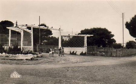 Canastel_35__Entr_e_Casino