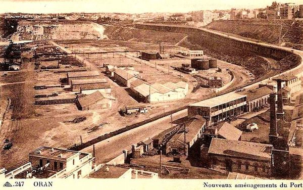 Oran- 163- travail sur les quais