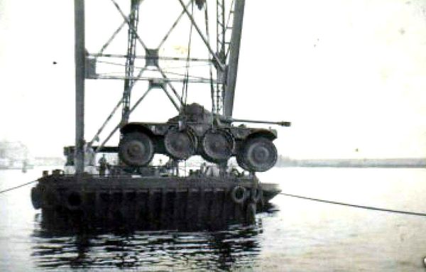 Oran- 096- travail sur les quais