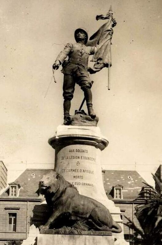 Saïda 539a- monument Légion étrangère