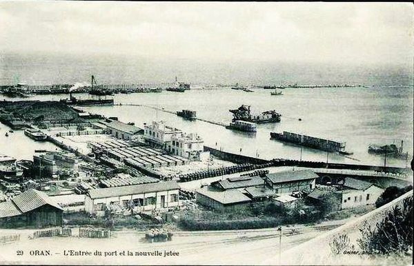 Oran- 158- travail sur les quais