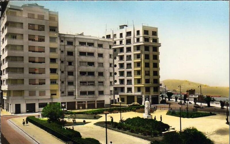 FM c- 005- Square Lyautey