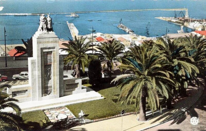 FM aa- 036- Monument aux morts