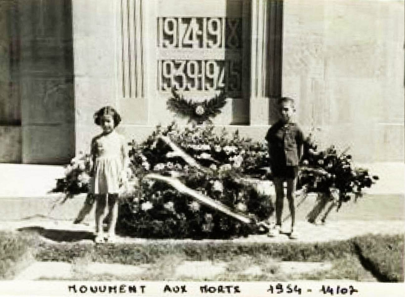 FM aa- 046- Monument aux morts