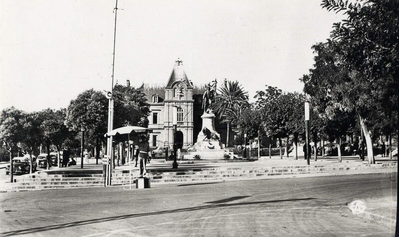 Saïda 504a- Place Poincaré- Mairie