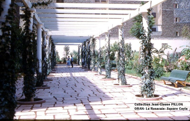 FM j- 04- Square la roseraie