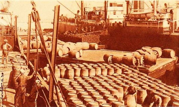 Oran- 057- travail sur les quais