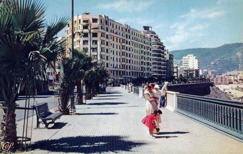 FM a- 032- Bd Front de mer