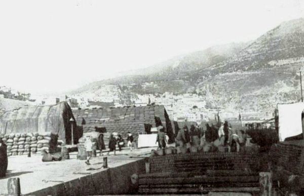 Oran- 005- travail sur les quais