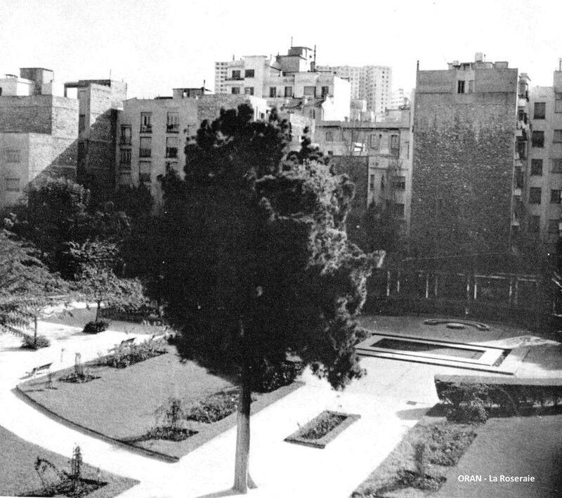 FM j- 01- Square la roseraie